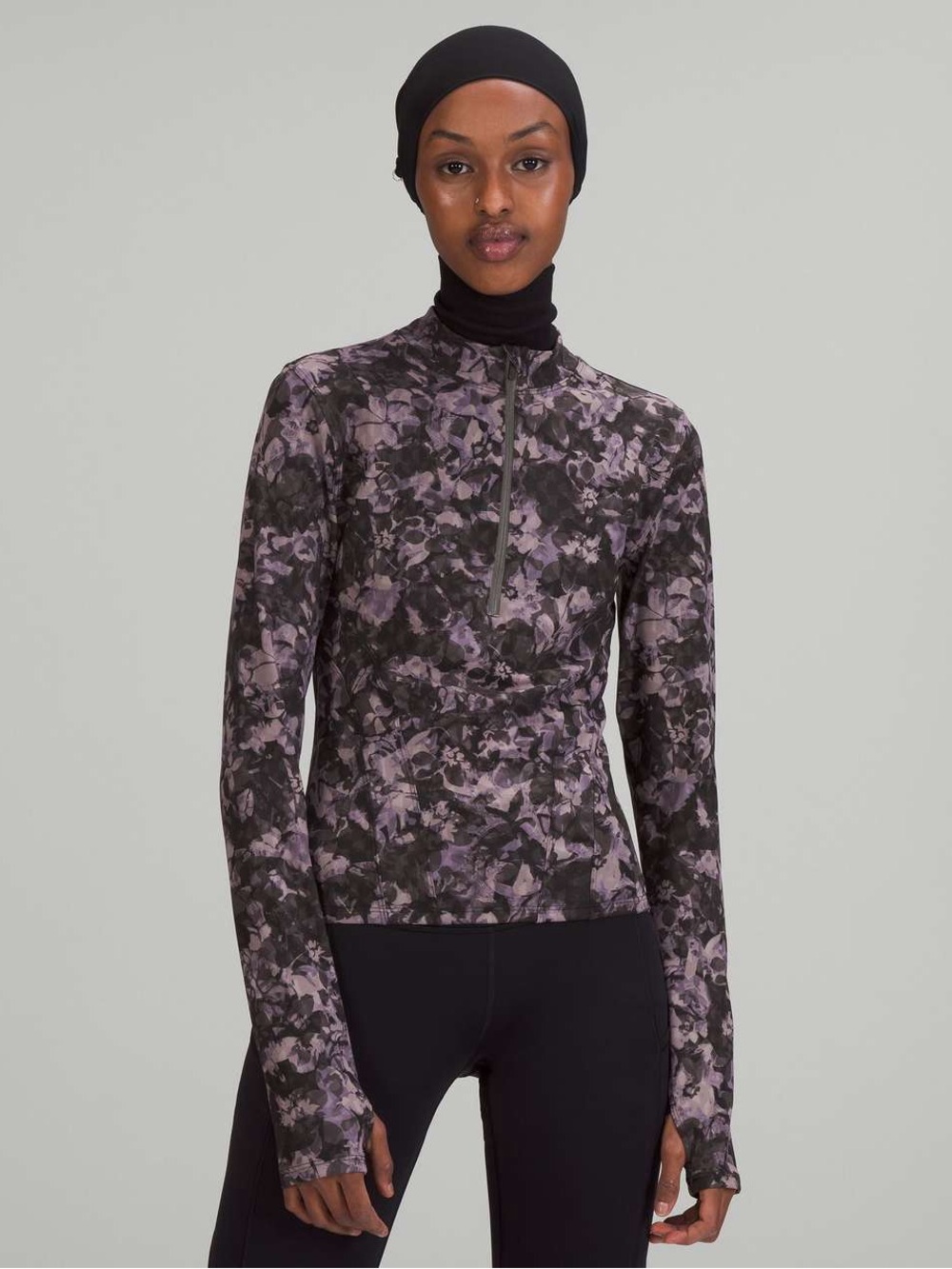 051. Lululemon Luxtreme Running Half-Zip
Inflect Floral Lunar Rock Multi